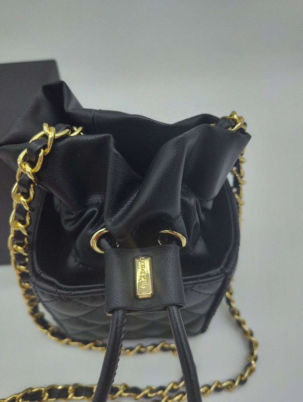 CHANEL Makeup Quilted Mini Bucket Bag Chain Strap Black Cosmetic Holder NIB GWP - Picture 3 of 10